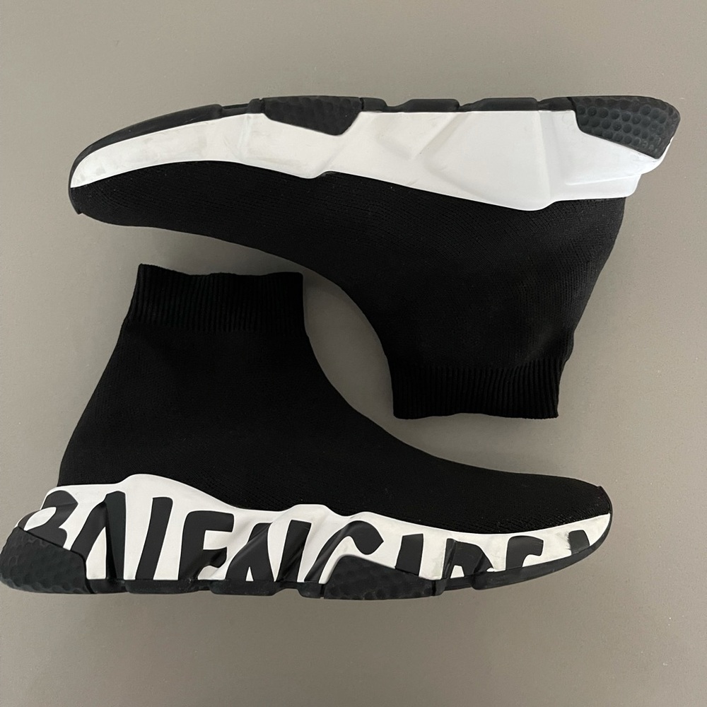 BALENCIAGA speed trainer ‘Graffiti- Black White